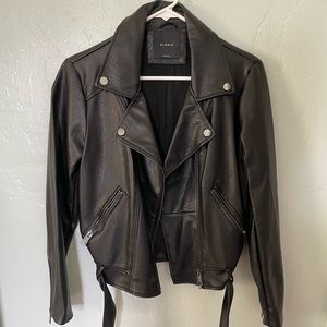 Elodie Black faux leather moto jacket. New without tags